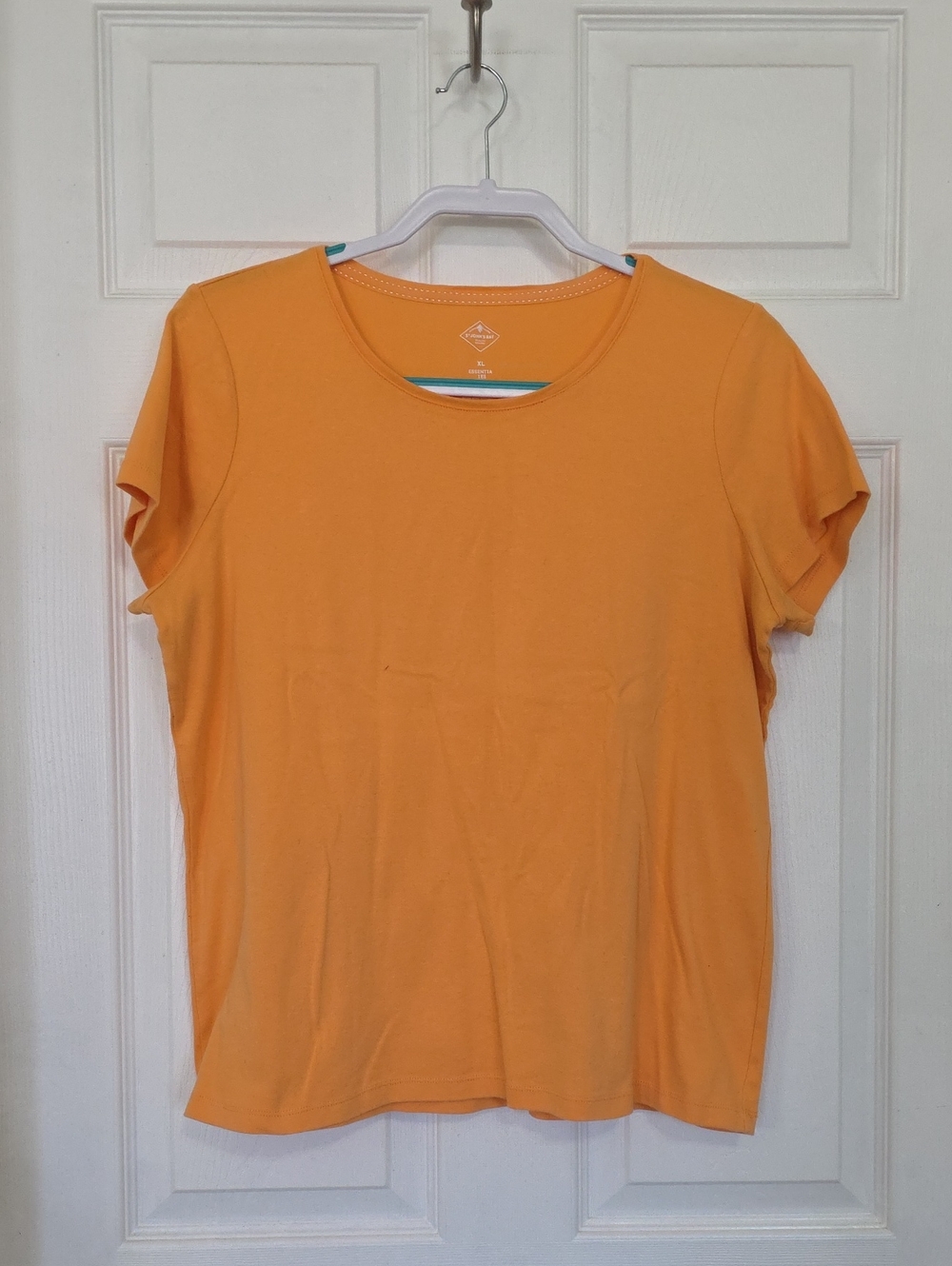 Lot of 5 St. John's Bay Essential Tees